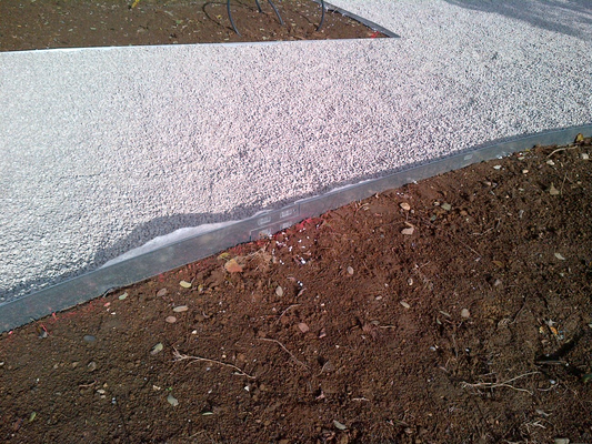 bordure pour gravier